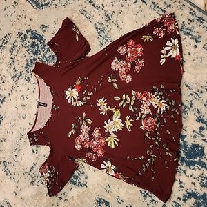 *5 items under $10 for $20* Prinstory cold shoulder top